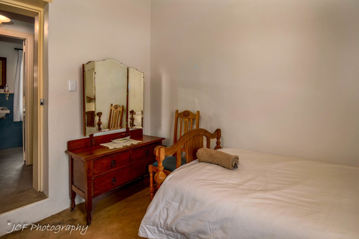 bokwagtershuis matjiesvlei cottages accommodation second bedroom
